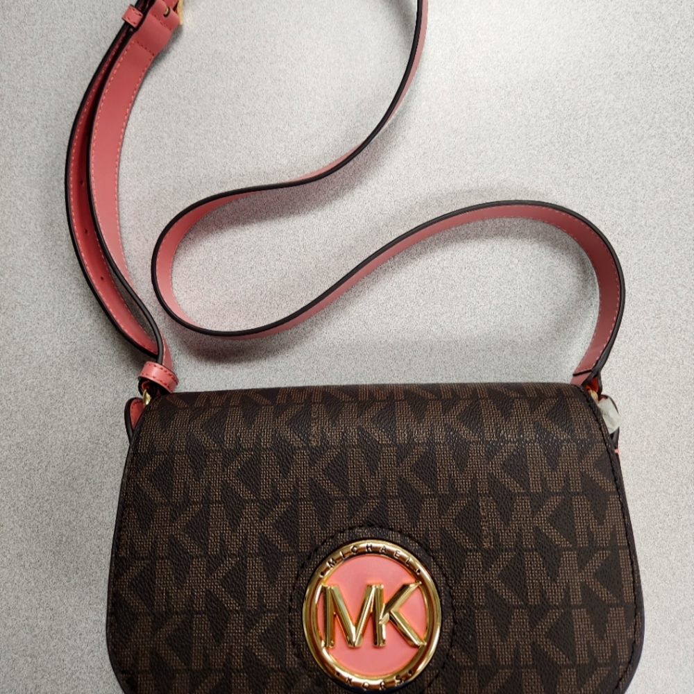 Michael kors purse NWT